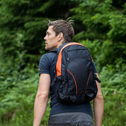 Black Hill Monza Ryggsäck 26L - Svart/Vit