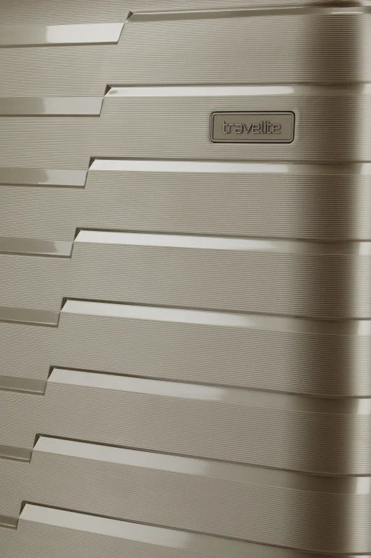 Travelite Air Base Mellanstor Resväska 67cm